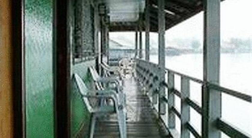 Канчанабури: Sams River Rafthouse