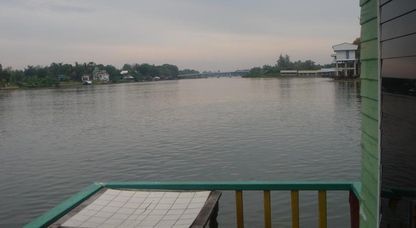 Канчанабури: Sams River Rafthouse