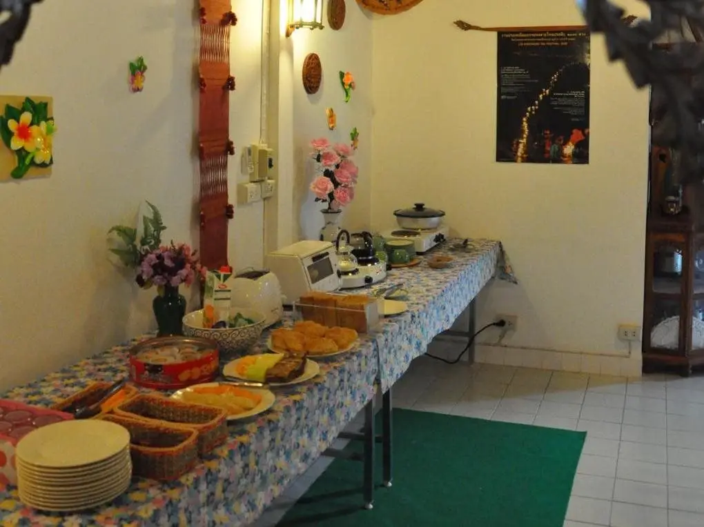 Так: Home Paradise Resort Tak