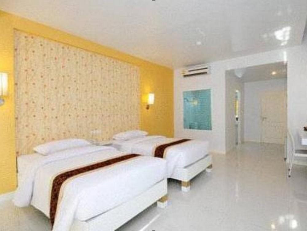 Бангкок: Aunchaleena Grand Hotel Wing B