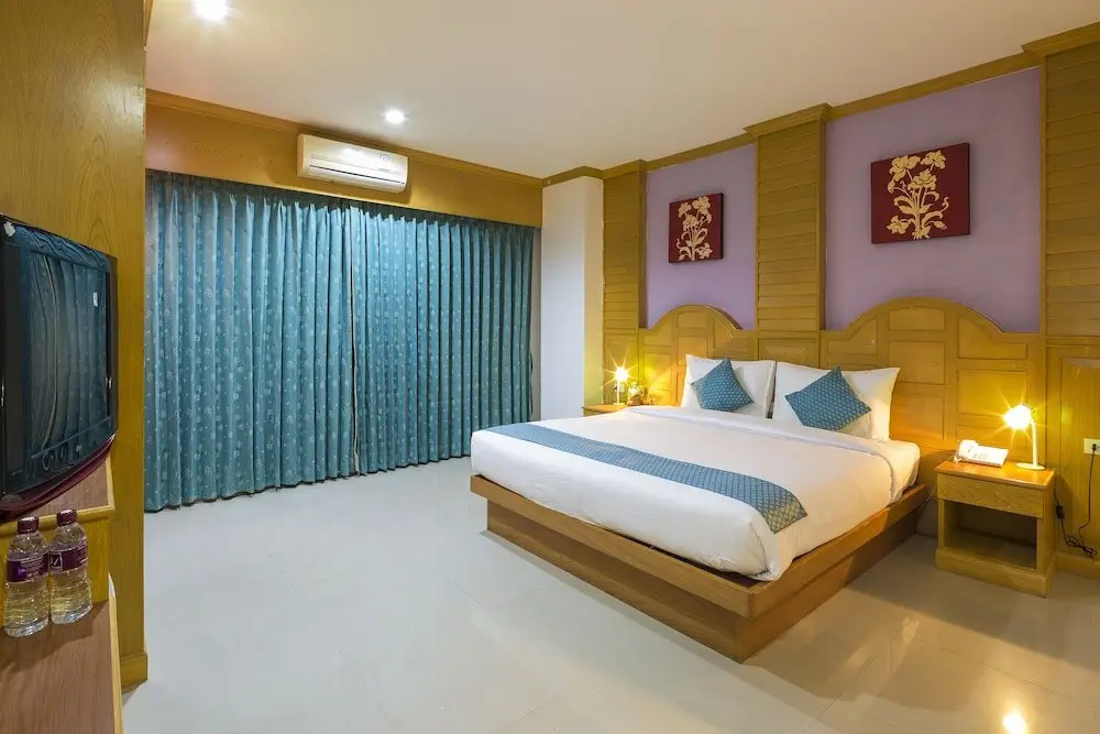 Пхукет: Sun Shine Patong