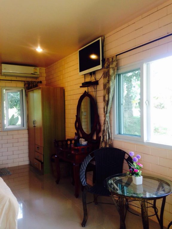 Понг Нам Рон: Iyara B.R. Resort Chantaburi