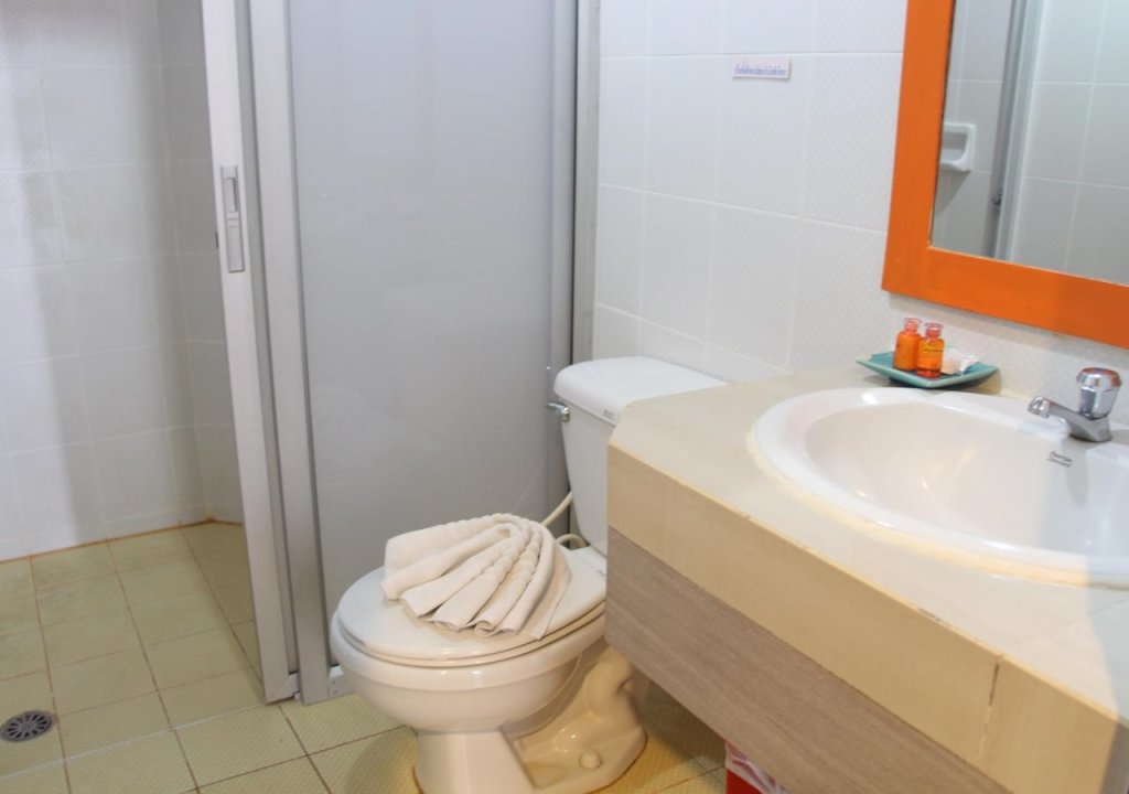 Муанг: Twin Inn Hotel
