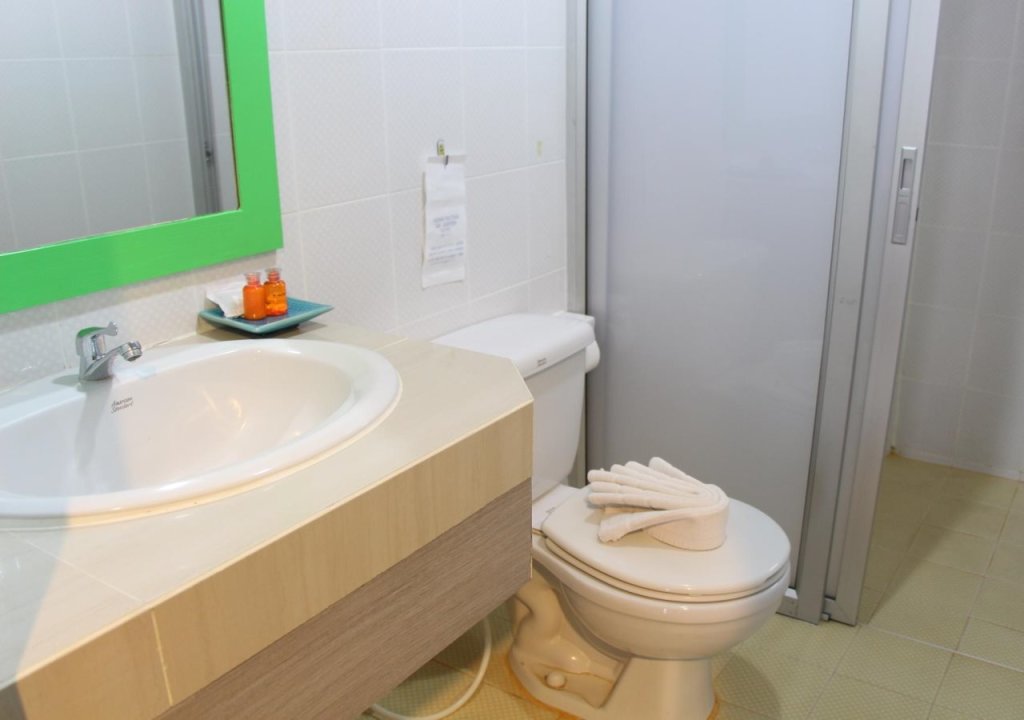 Муанг: Twin Inn Hotel