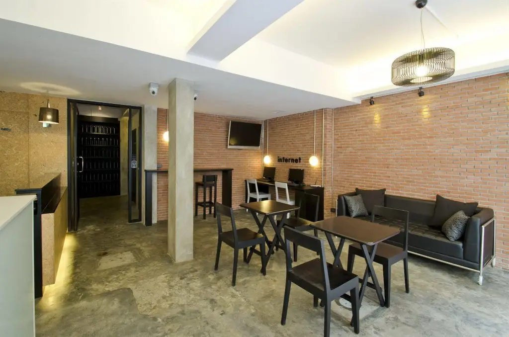 Бангкок: DI Place Hotel