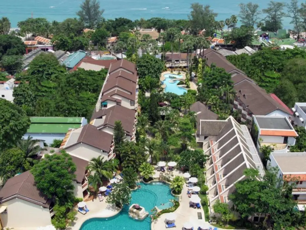 Пхукет: Thara Patong Beach Resort & Spa