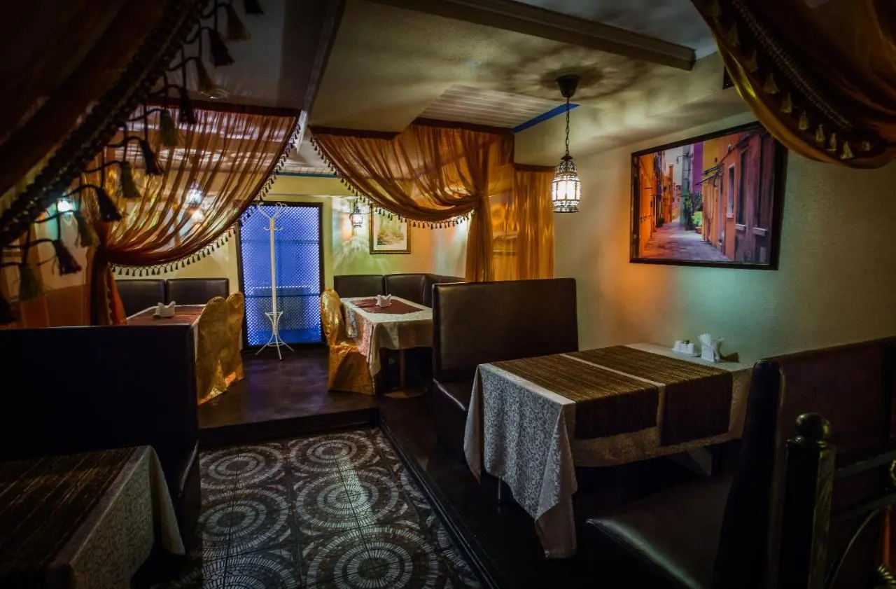 Омск: Гостиница Крокус