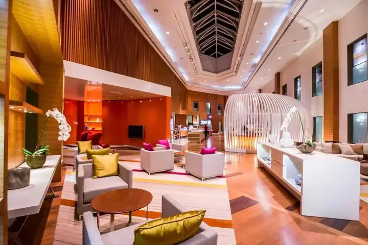 Бангкок: Отель Crowne Plaza Bangkok Lumpini Park by IHG