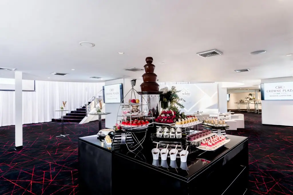 Бангкок: Crowne Plaza Bangkok Lumpini Park by IHG