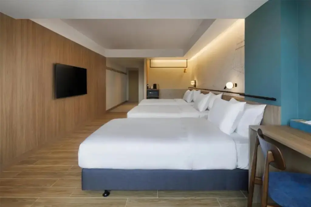 Паккрет: 13 Coins Tower Hotel Tiwanon