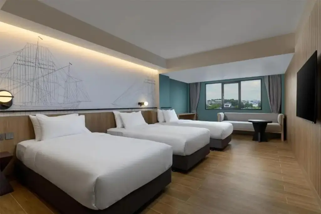 Паккрет: 13 Coins Tower Hotel Tiwanon