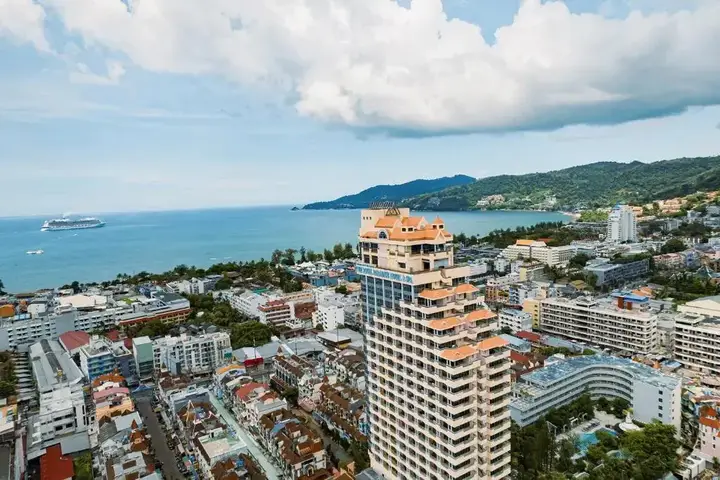 Пхукет: Курортный отель The Royal Paradise Hotel & Spa