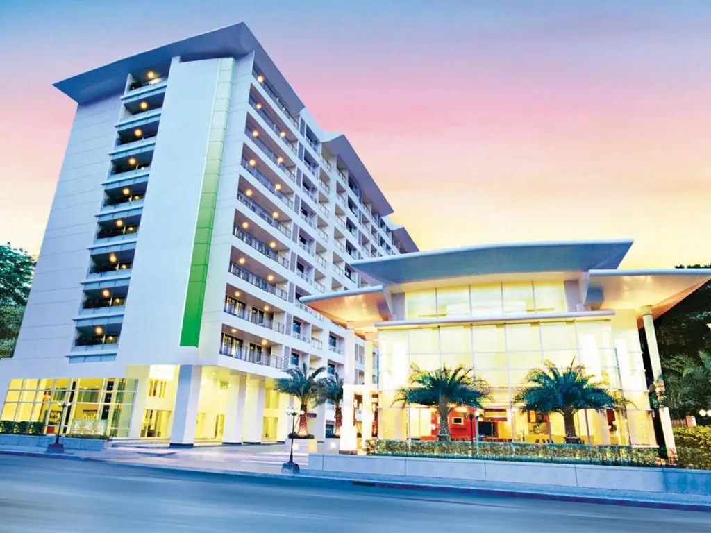 Бангкок: Centre Point Sukhumvit Thong Lo