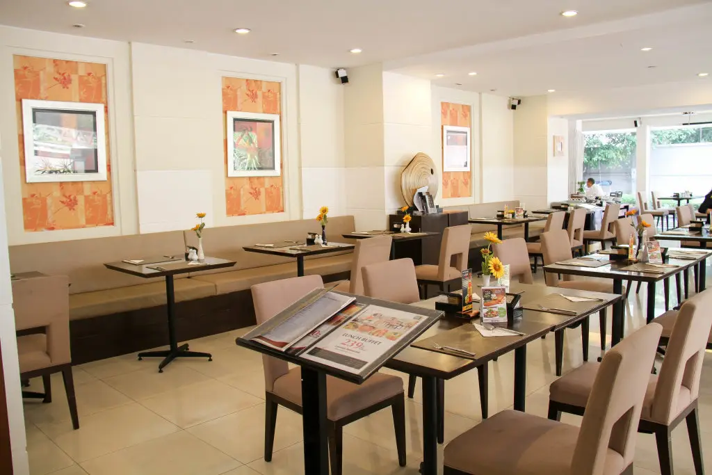 Бангкок: Отель FuramaXclusive Sathorn, Bangkok