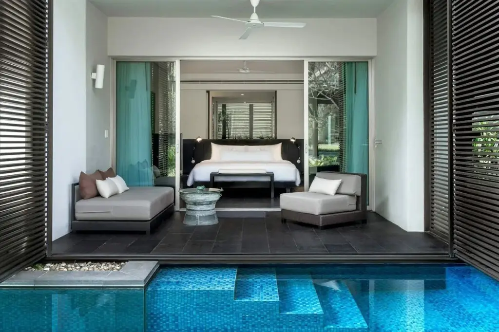Пхукет: Twinpalms Surin Beach Phuket