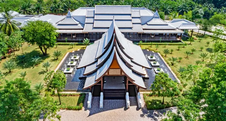 Пхукет: Duangjitt Resort & Spa