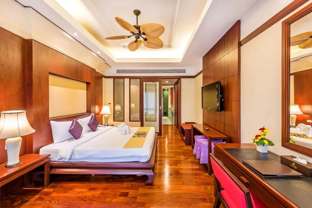 Пхукет: Duangjitt Resort & Spa