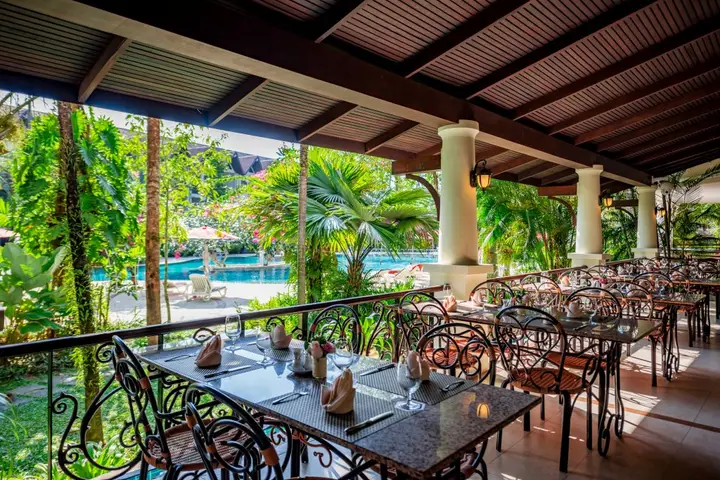 Пхукет: Duangjitt Resort & Spa