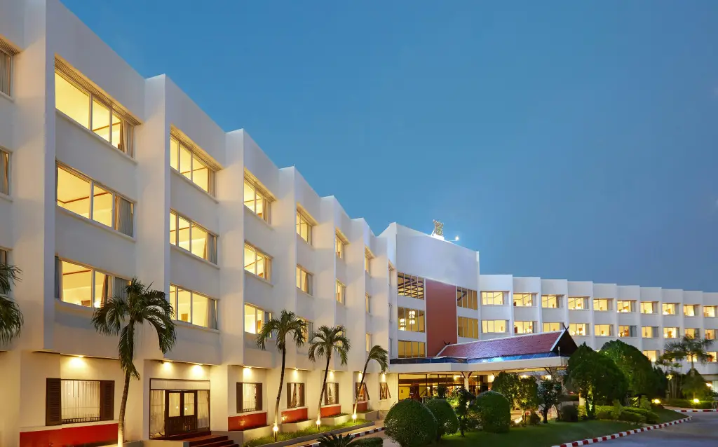 Centara Life Hotel Mae Sot — фото 1