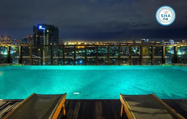 Бангкок: Urbana Langsuan Hotel