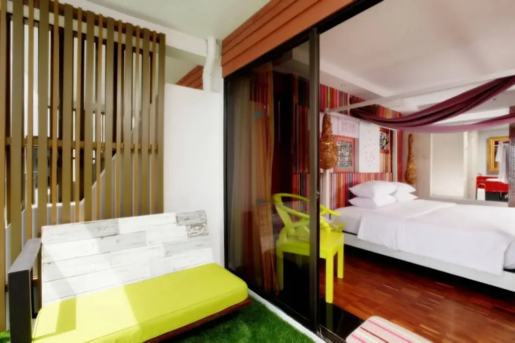Кату: Patong Beach Hotel by See2Sea