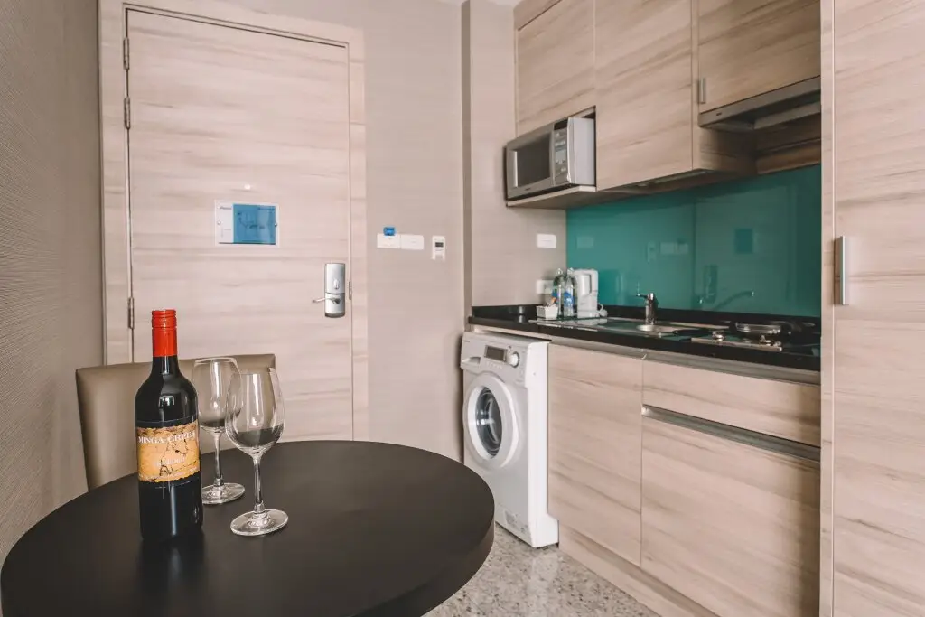Бангкок: Adelphi Suites Bangkok