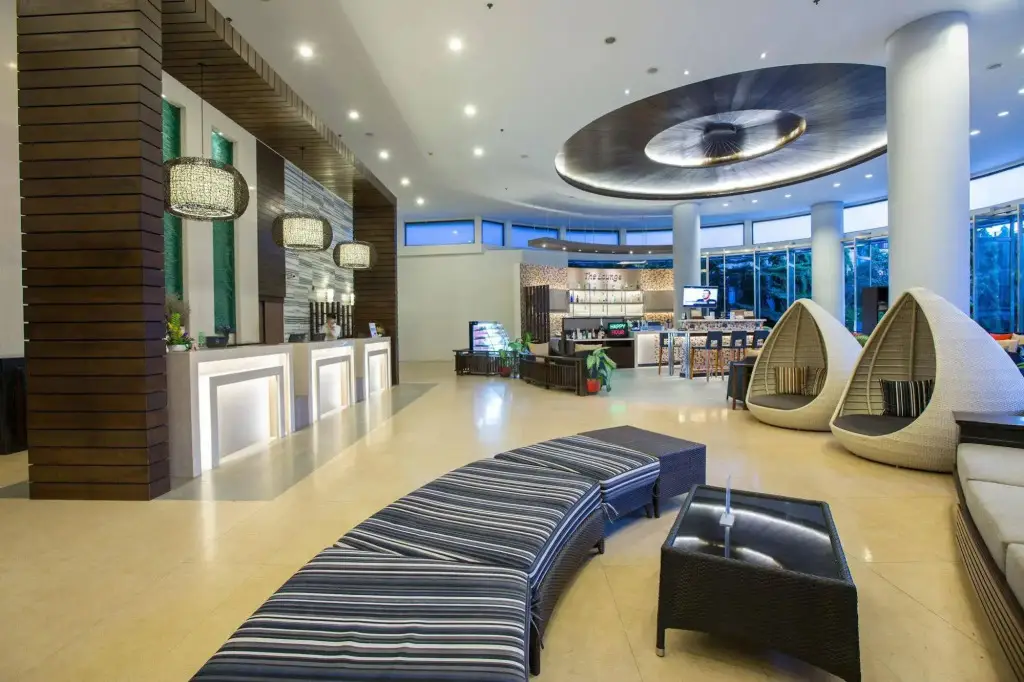 Пхукет: Deevana Plaza Phuket