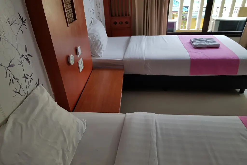 Пхитсанулок: PoonSook Resident Hotel