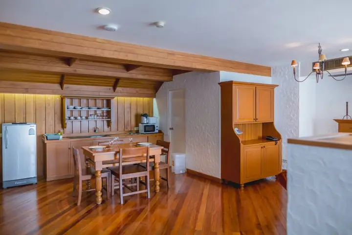 Пхукет: Waterfront Suites Phuket by Centara