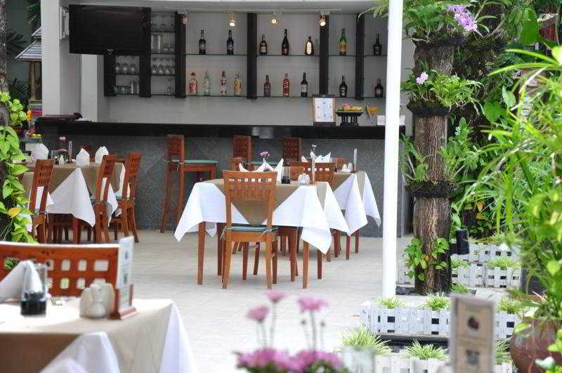 Пхукет: Salathai Resort