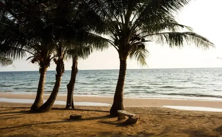 Санамчай: Al Medina Beach House Chanthaburi