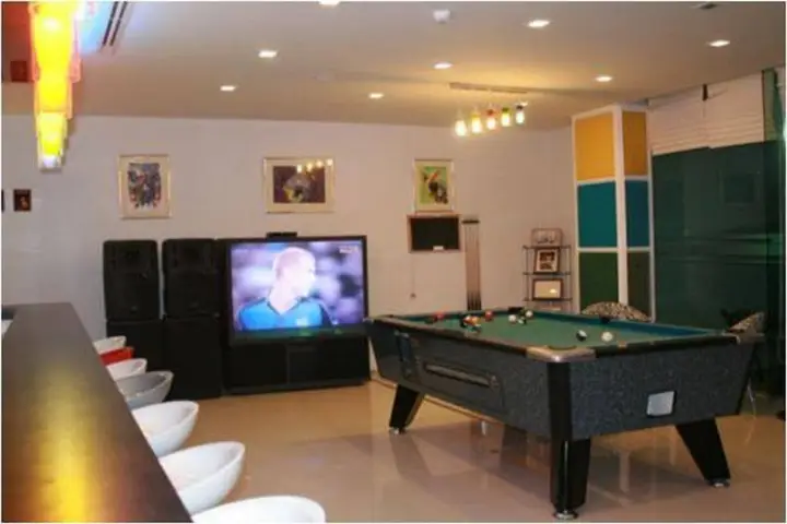 Кхлонг-Янг: V-One Hotel Korat