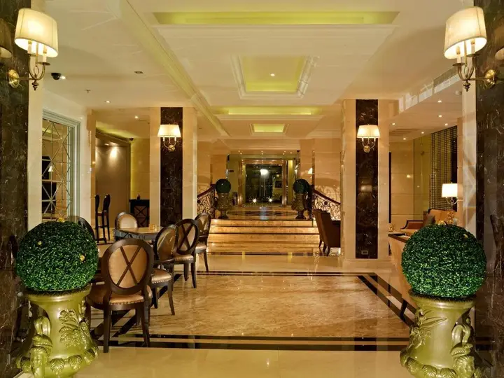 Бангкок: Gullivers Tavern Hotel