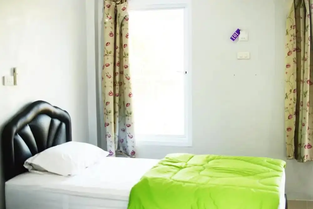 Чайя: Happy House Resort