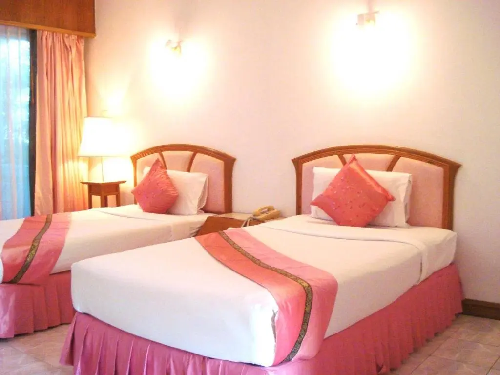 Пхукет: Golden Sand Inn