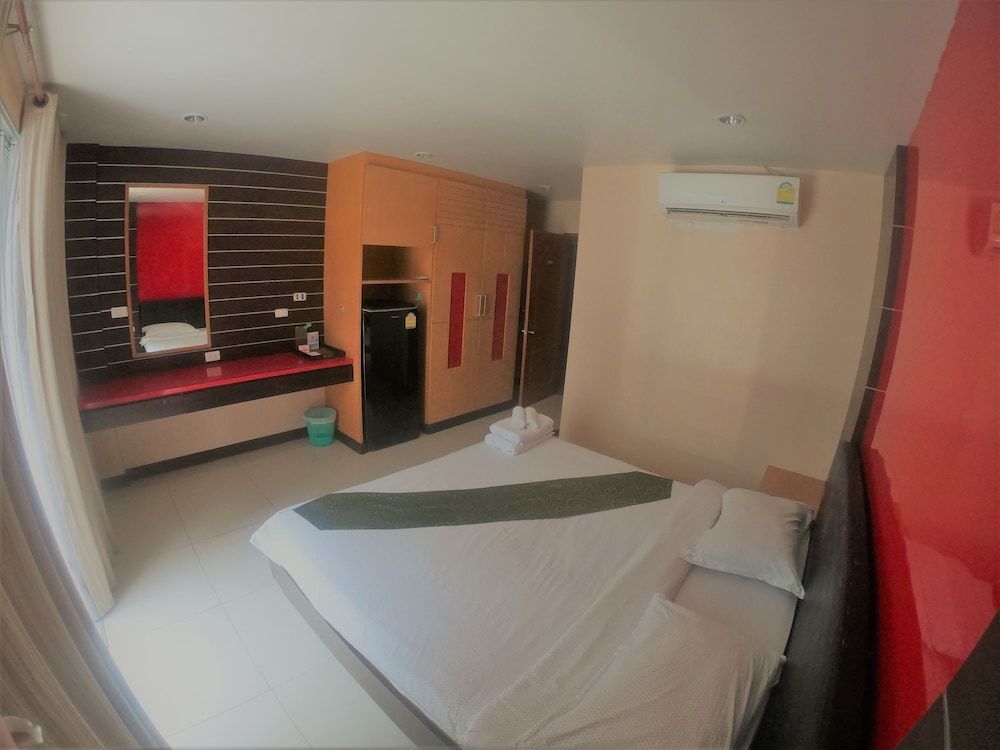 Патонг: The 9th Hostel