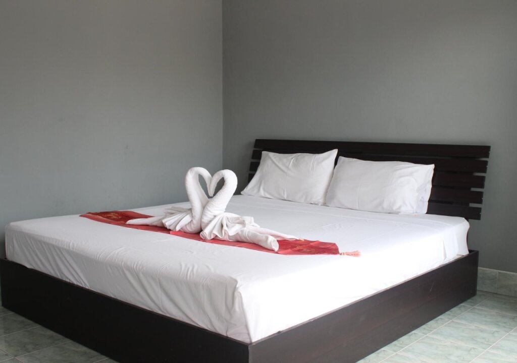 Кату: Artha Guesthouse
