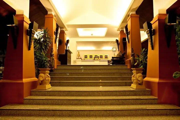 Кату: Курортный отель C&N Resort and Spa