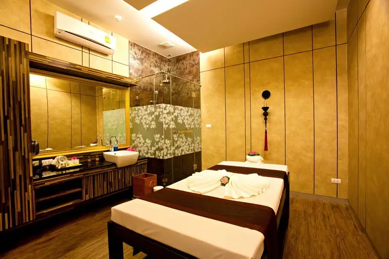 Кату: Курортный отель C&N Resort and Spa