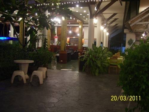 Кату: Kamala Beach Inn