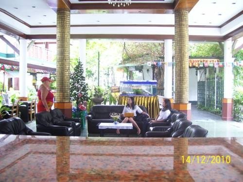 Кату: Kamala Beach Inn