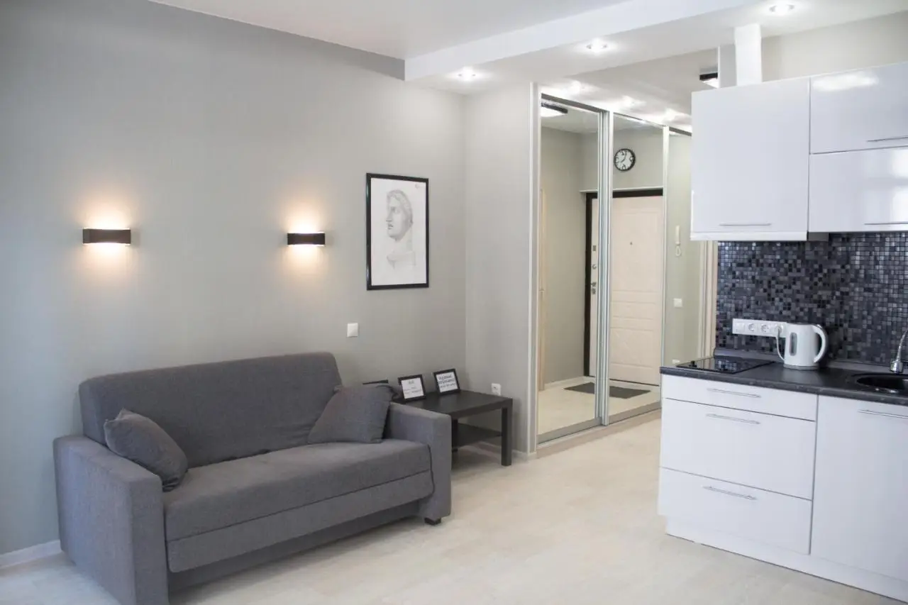 Омск: Apartment Izumrudnyy Bereg