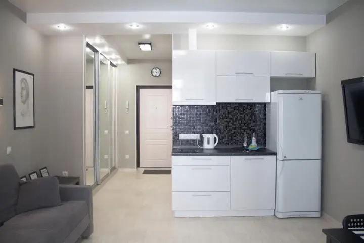 Омск: Apartment Izumrudnyy Bereg