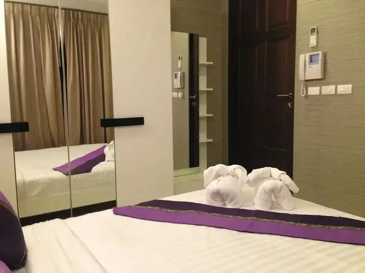 Кату: Haven Lagoon Condominium