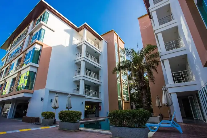 Кату: Haven Lagoon Condominium