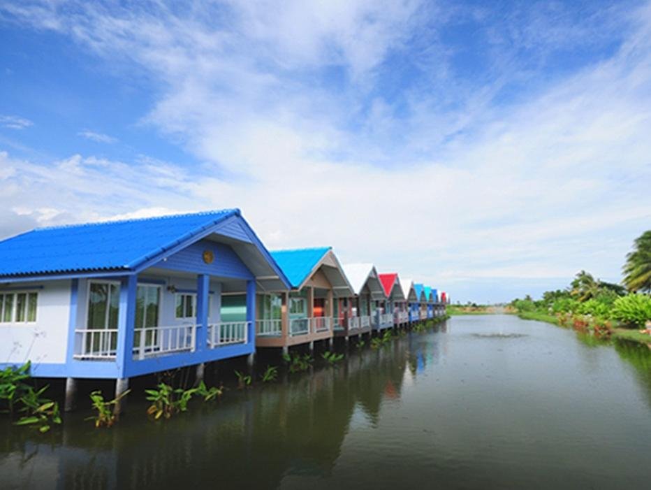 Банг-Сао-Тхонг: Baan Chay Namm Resort