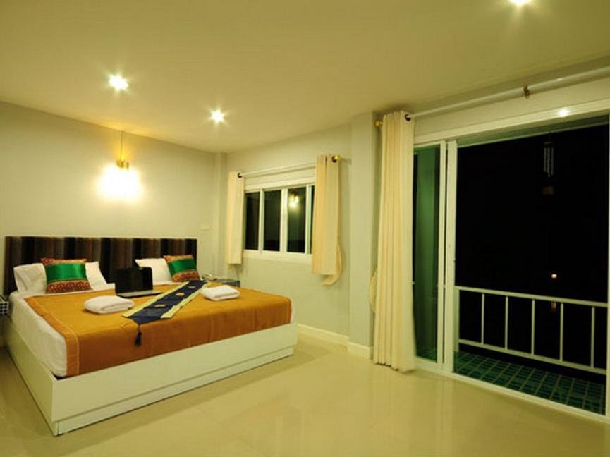 Банг-Сао-Тхонг: Baan Chay Namm Resort
