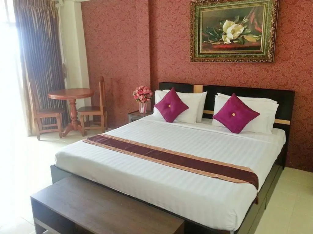Паттайя: The Sun Resort & Spa