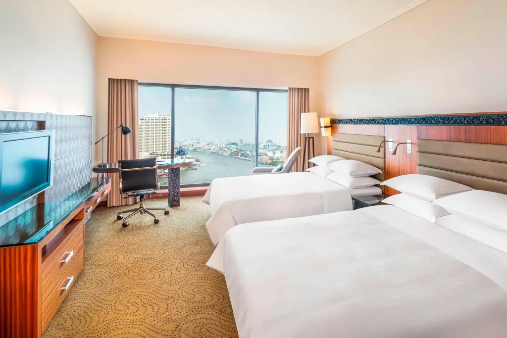 Бангкок: Royal Orchid Sheraton Riverside Hotel Bangkok