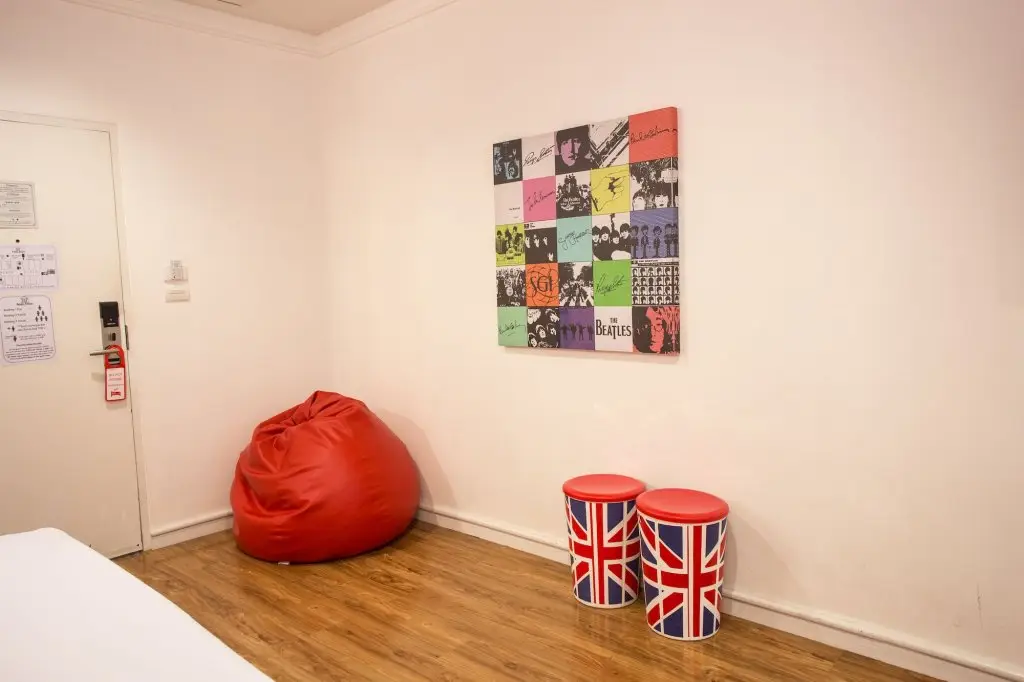Бангкок: First House Hotel